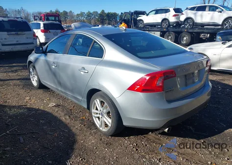 2013 Volvo S60 T5/T5 Platinum/T5 Premier/T5 Premier Plus from USA, damaged, VIN YV1612FHXD2171892